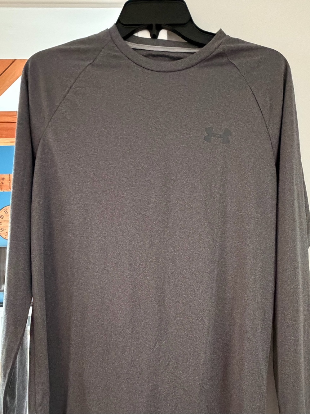 Under Armour Men’s Long Sleeve Performance Tee - Charcoal Gray